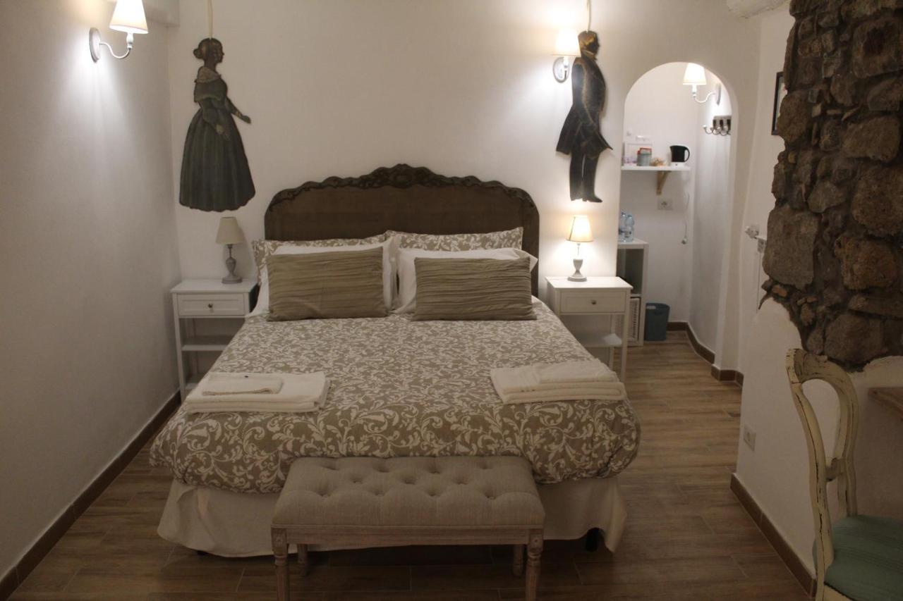 Livia'S Charming Room Trevignano Romano Luaran gambar