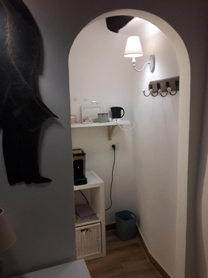 Livia'S Charming Room Trevignano Romano Luaran gambar